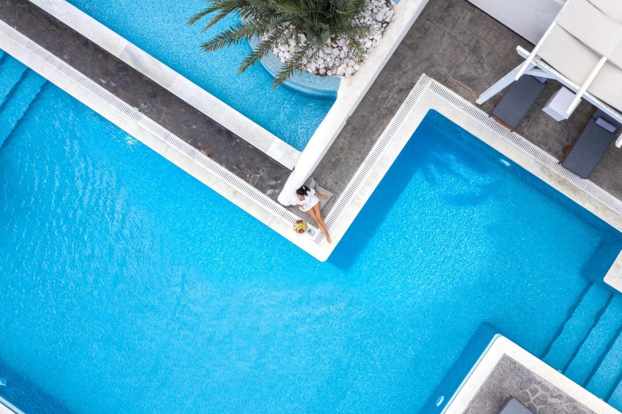 Splendour Hotel And Suites Фиростефани Екстериор снимка