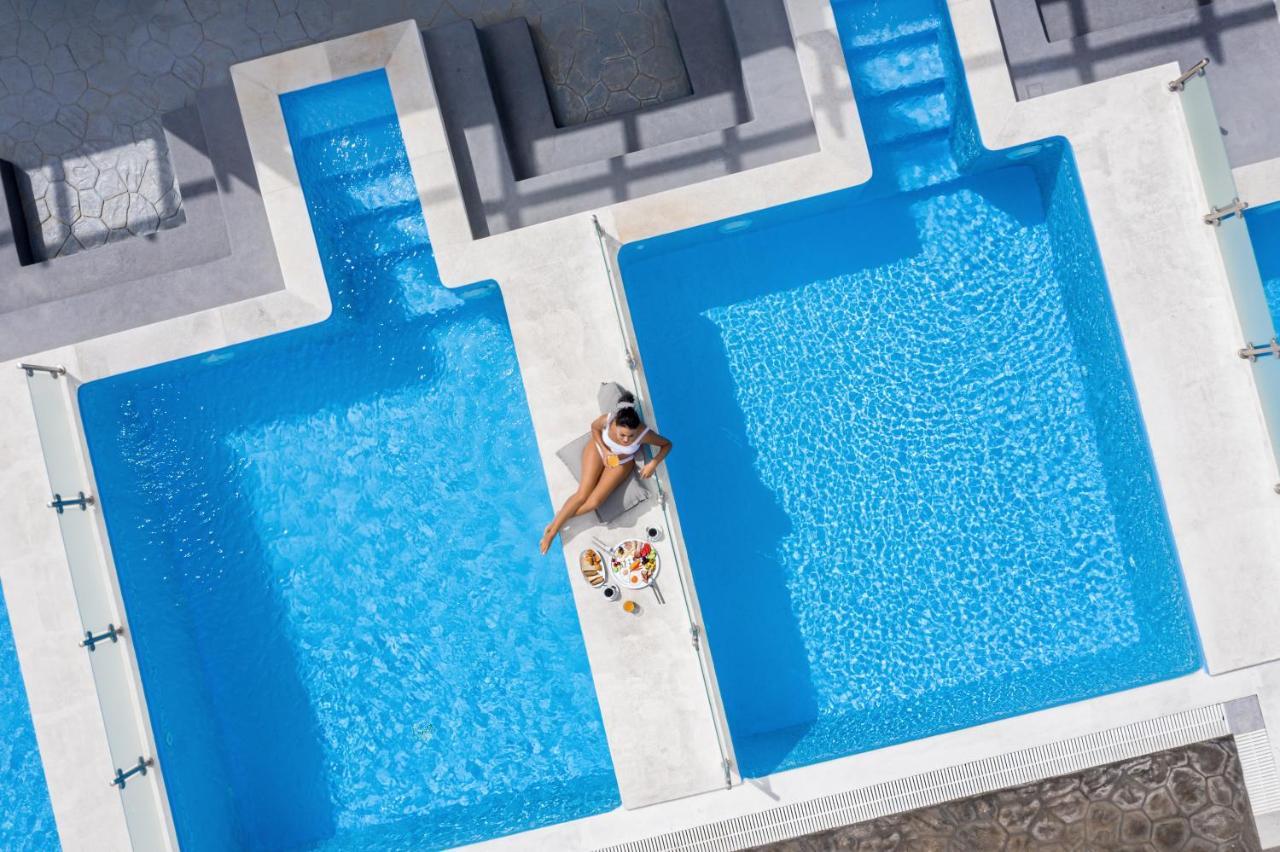 Splendour Hotel And Suites Фиростефани Екстериор снимка