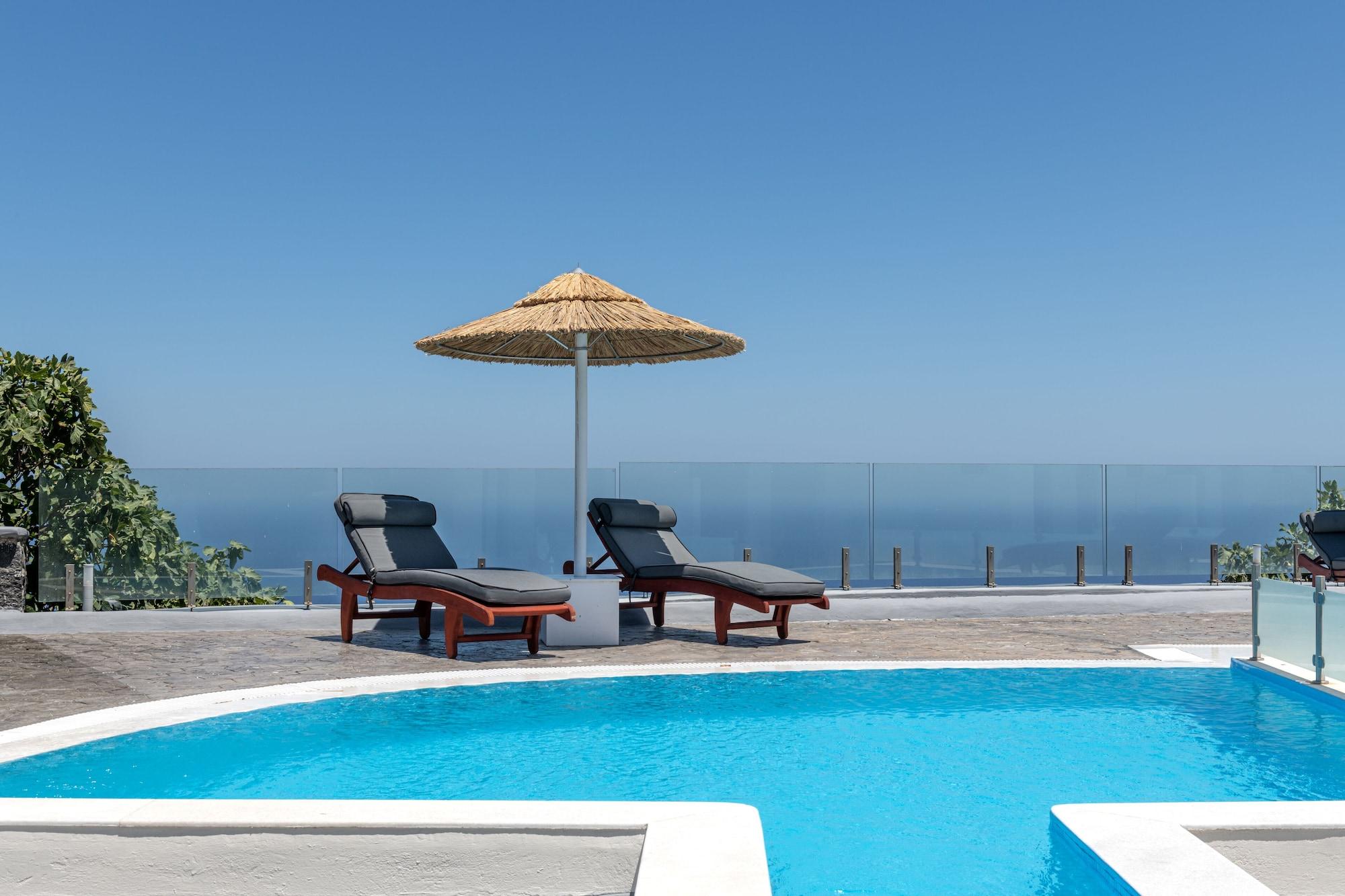 Splendour Hotel And Suites Фиростефани Екстериор снимка