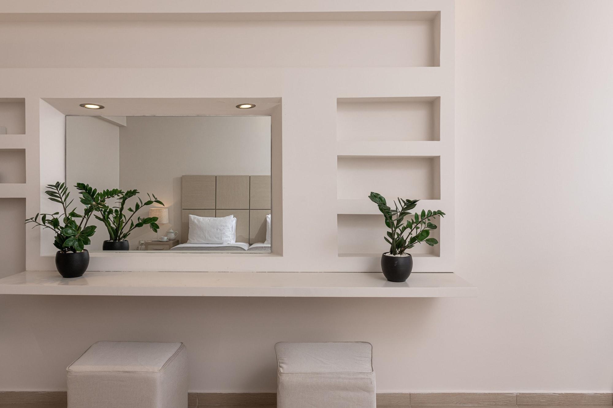 Splendour Hotel And Suites Фиростефани Екстериор снимка