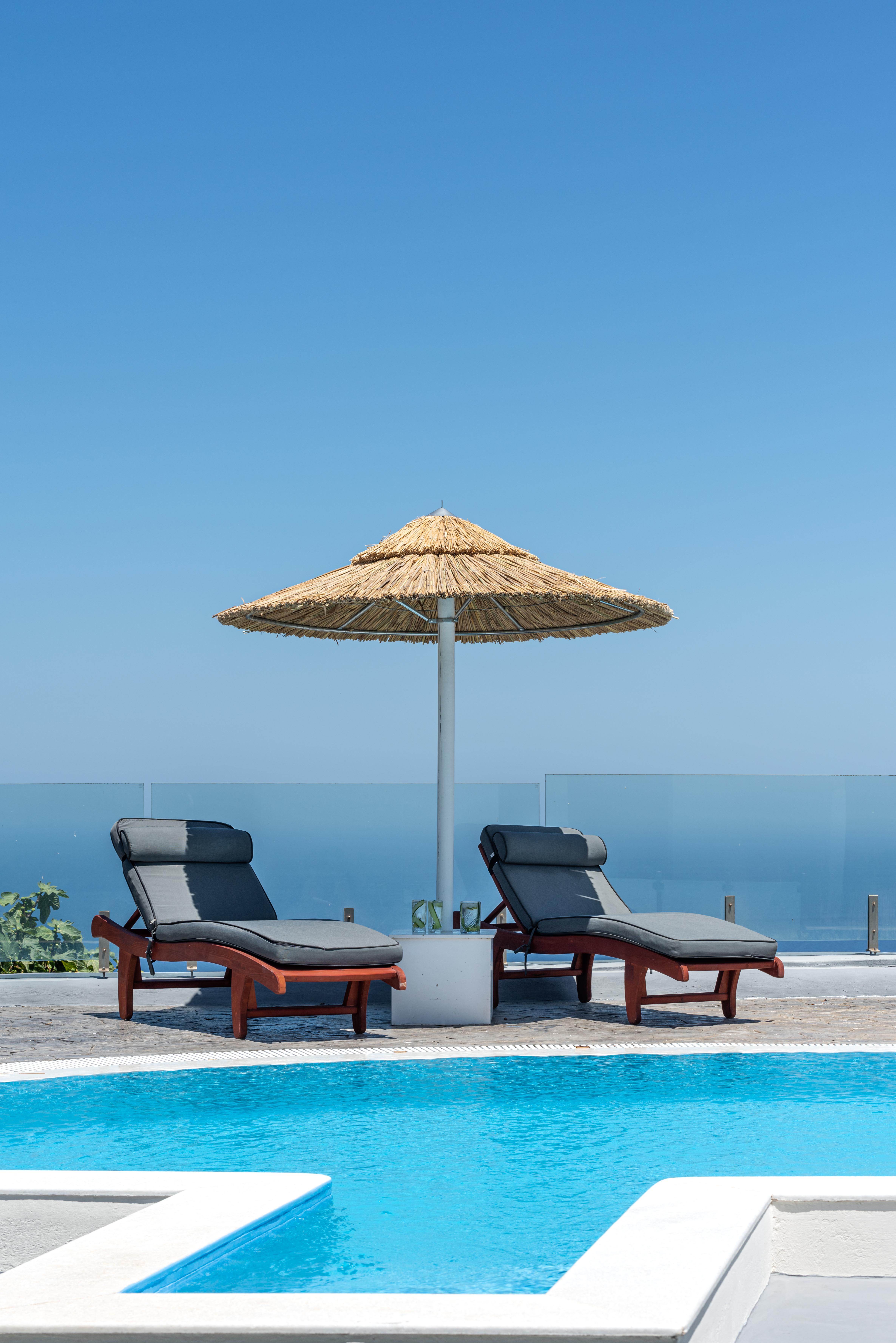 Splendour Hotel And Suites Фиростефани Екстериор снимка