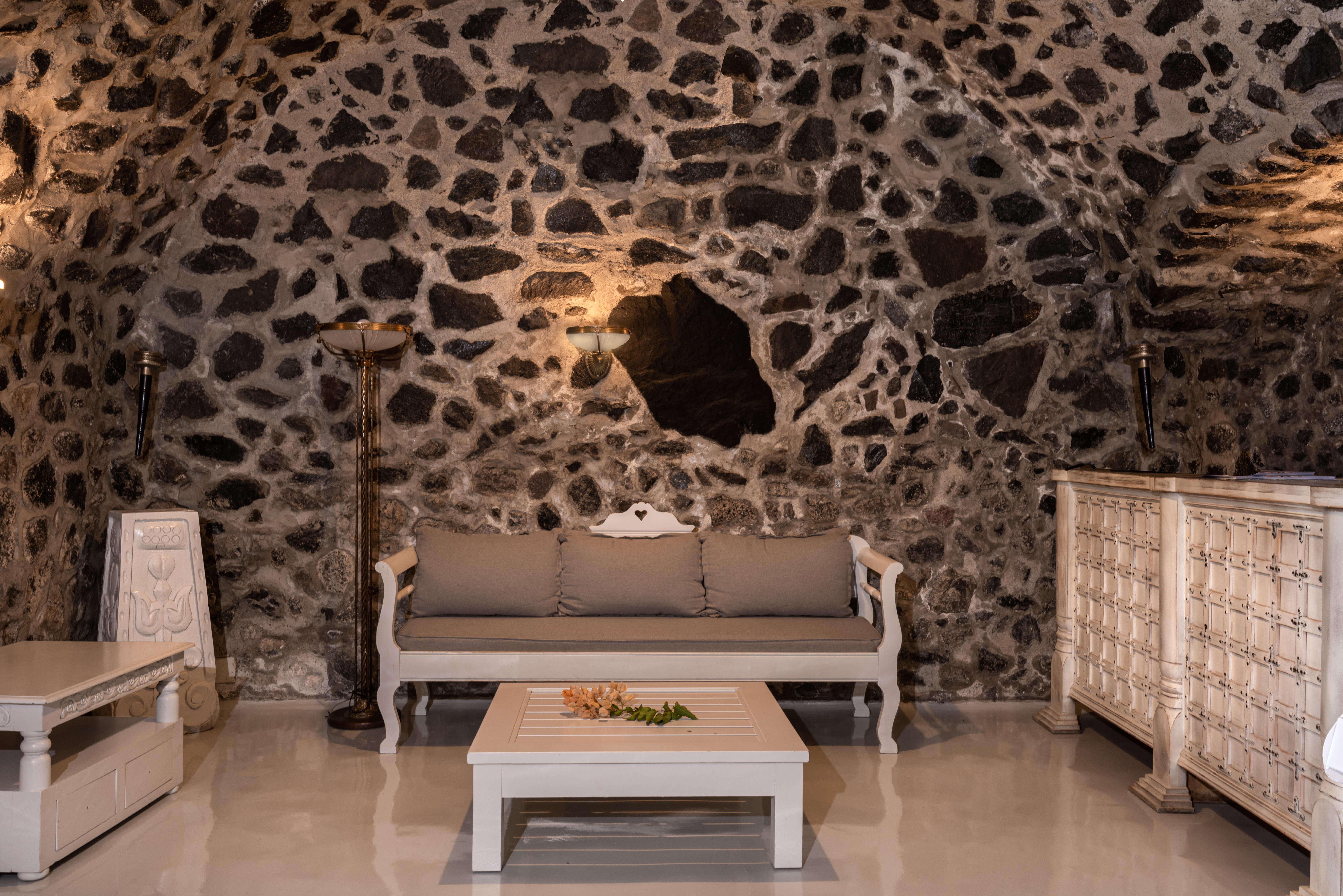 Splendour Hotel And Suites Фиростефани Екстериор снимка